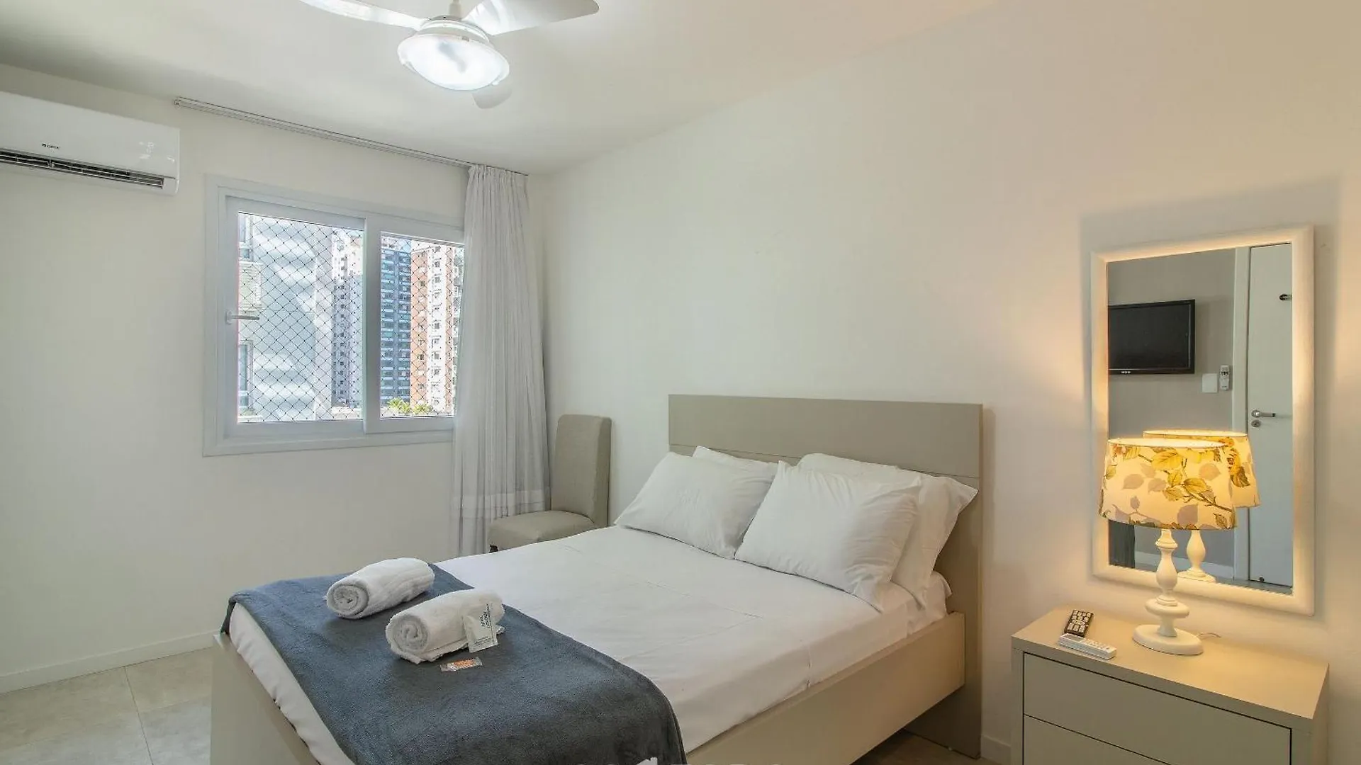 Apartamento Apto Vista Mar C/ 3Q No Centro De Bc Eoa0803 Balneário Camboriú Brasil