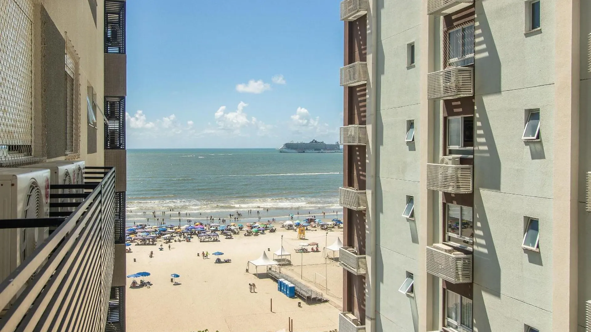 Apto Vista Mar C/ 3Q No Centro De Bc Eoa0803 Balneário Camboriú